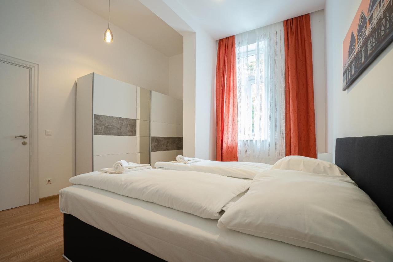 Apartment In The Central Area. 5 Minute'S Walk To The Danube. Viena Exterior foto